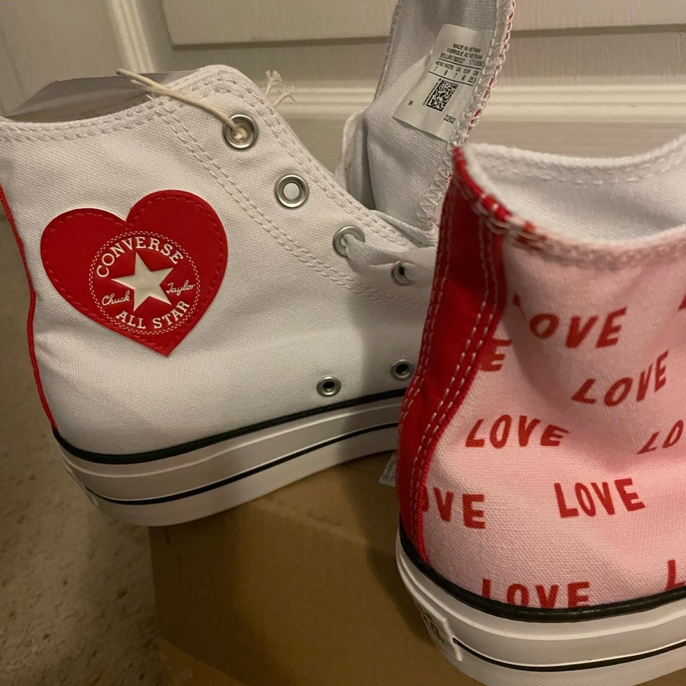 Converse High Tops - Picture 2 of 6